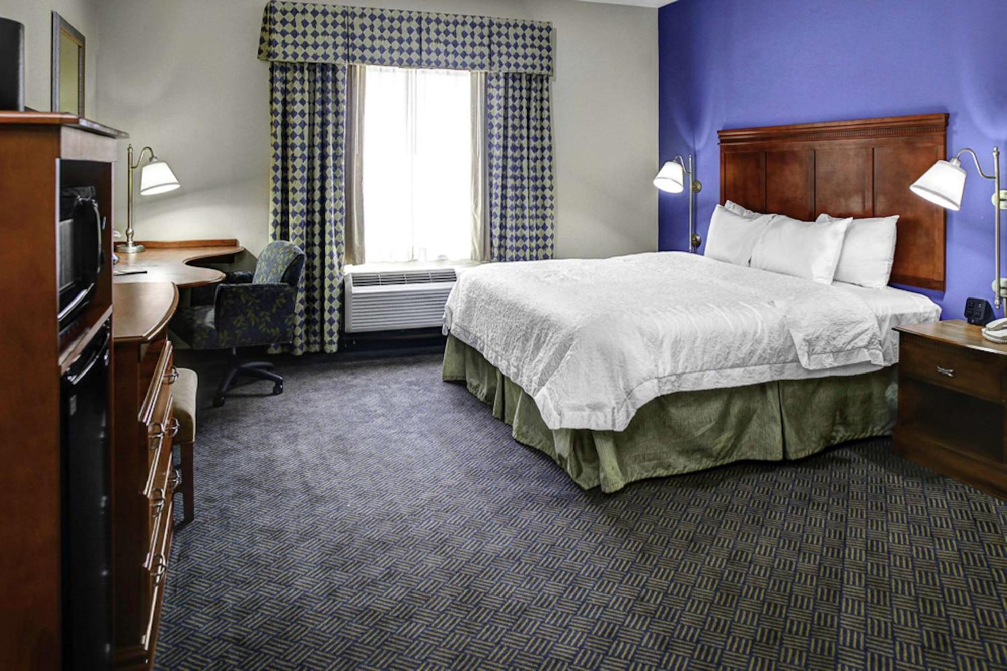 Hampton Inn Колдуотър Екстериор снимка