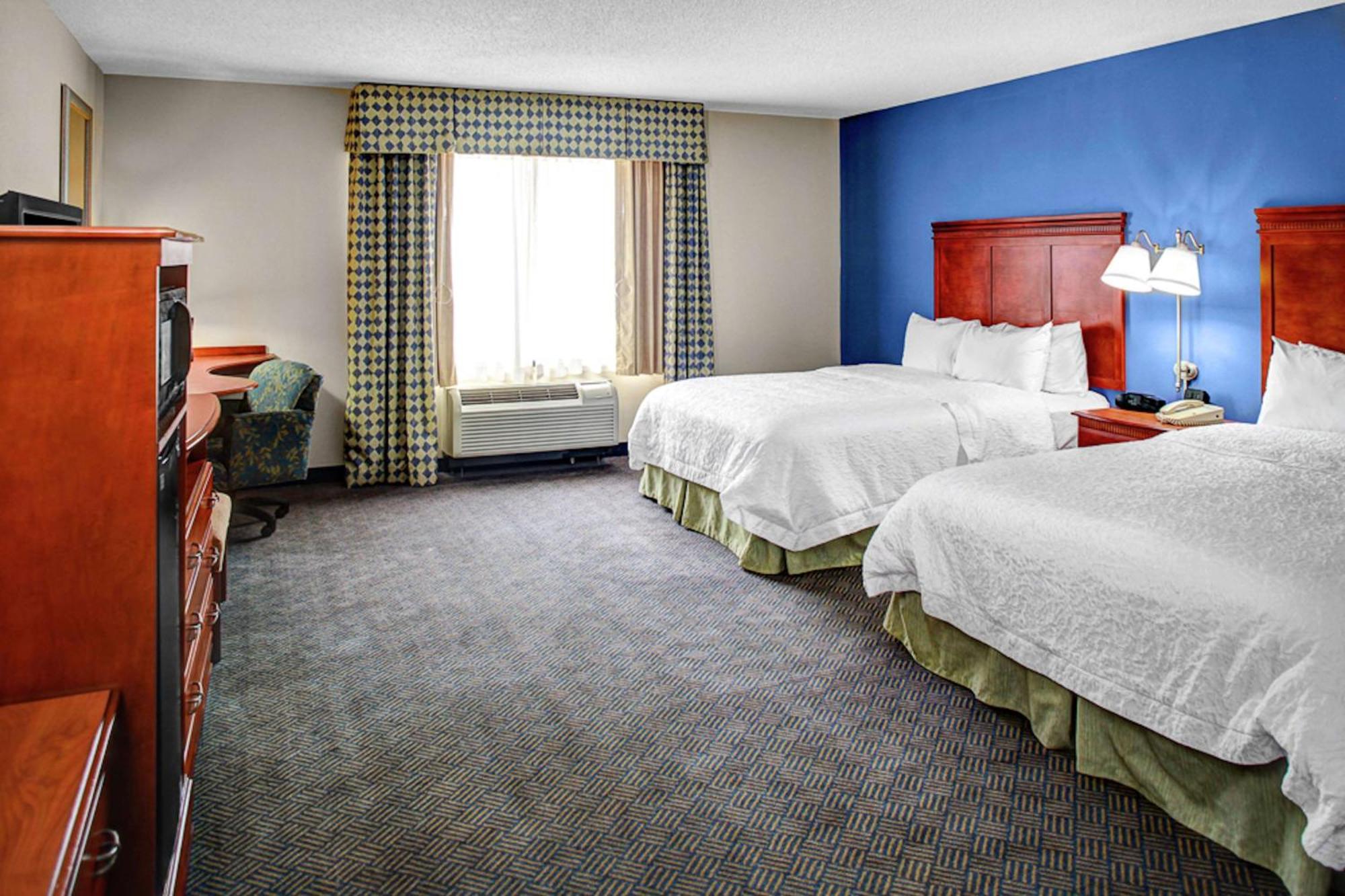 Hampton Inn Колдуотър Екстериор снимка